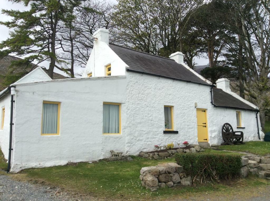 Stunning Views At Ballagh Cottage Newcastle Newcastle  Bagian luar foto