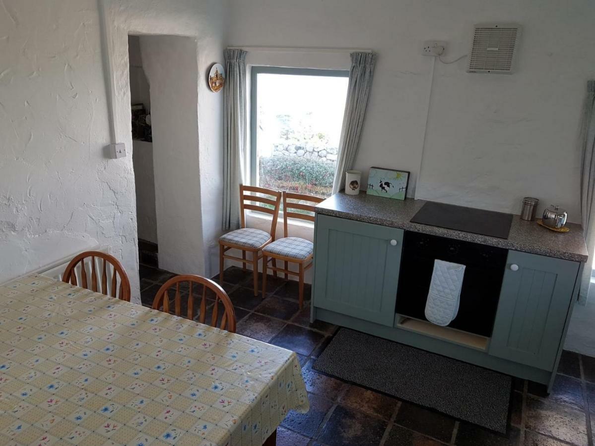 Stunning Views At Ballagh Cottage Newcastle Newcastle  Bagian luar foto